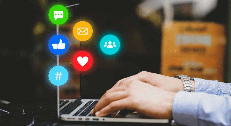 Social media manager