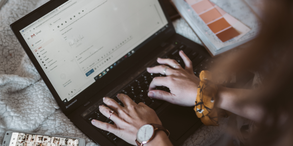 6 Steps: How to Write a Sales Email That Gets Replies